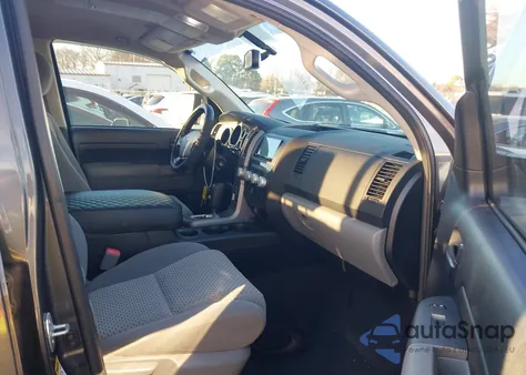 2012 Toyota Tundra Grade 5.7L V8 из США, поврежденный, VIN 5TFUY5F14CX240767